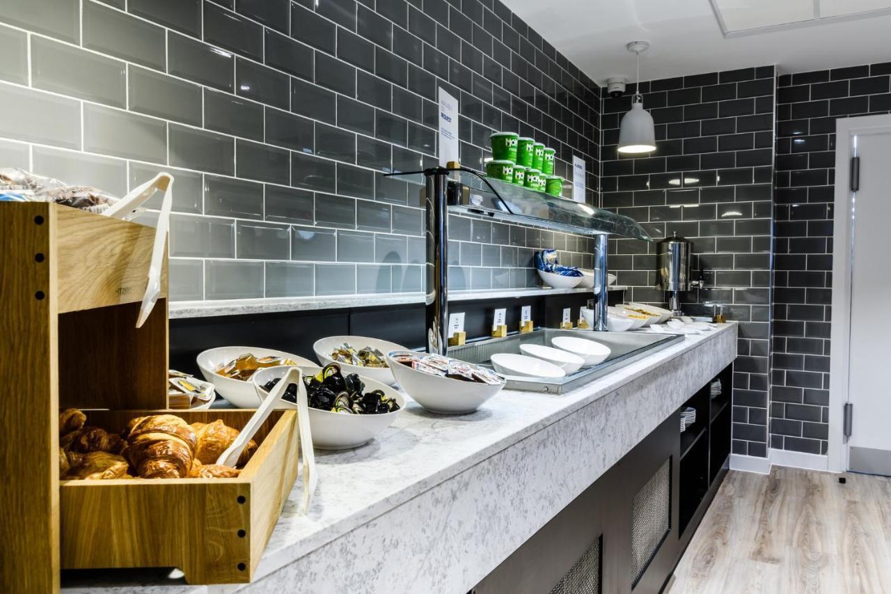 Holiday Inn Express - Wigan By Ihg Eksteriør billede