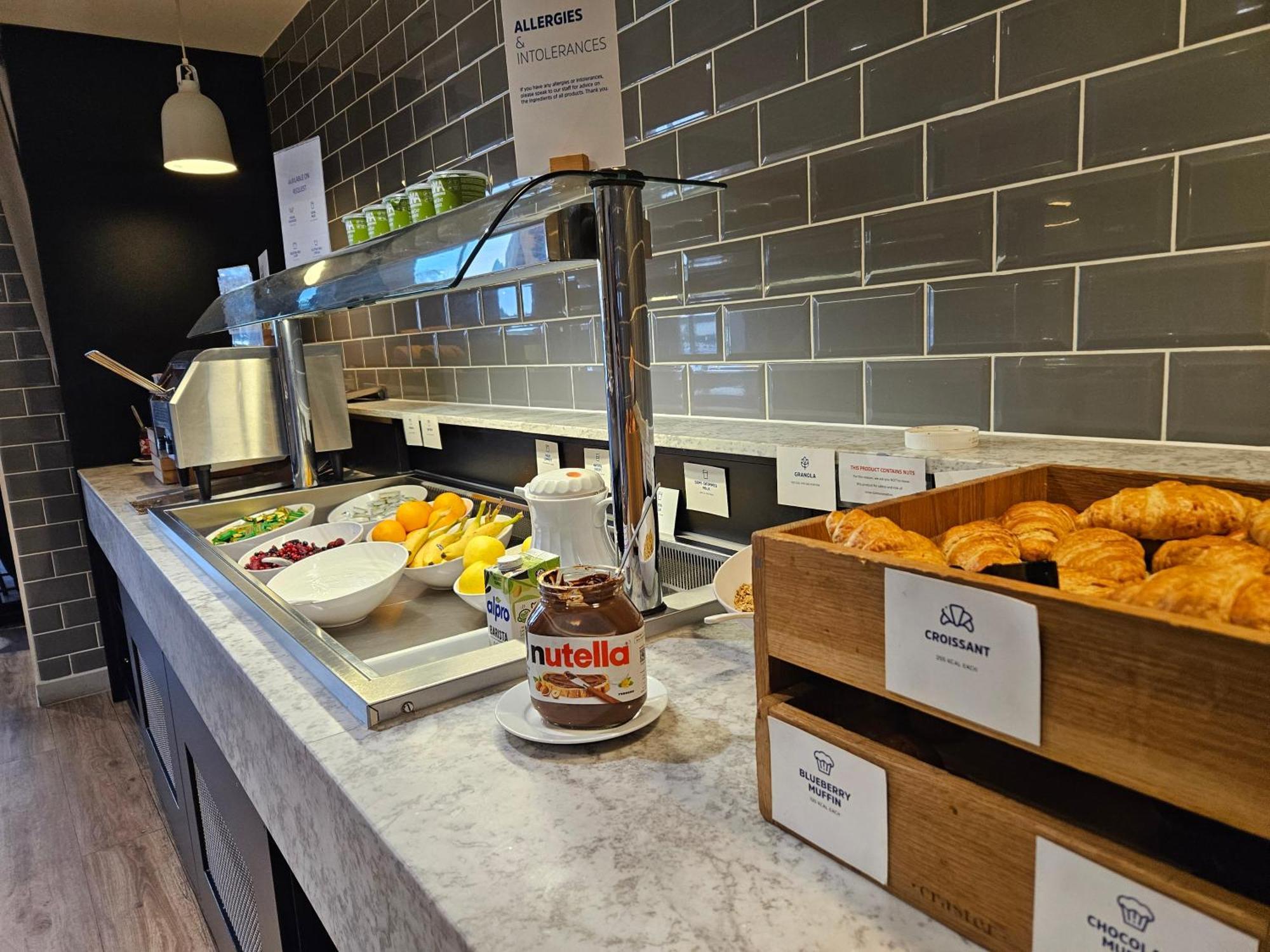 Holiday Inn Express - Wigan By Ihg Eksteriør billede